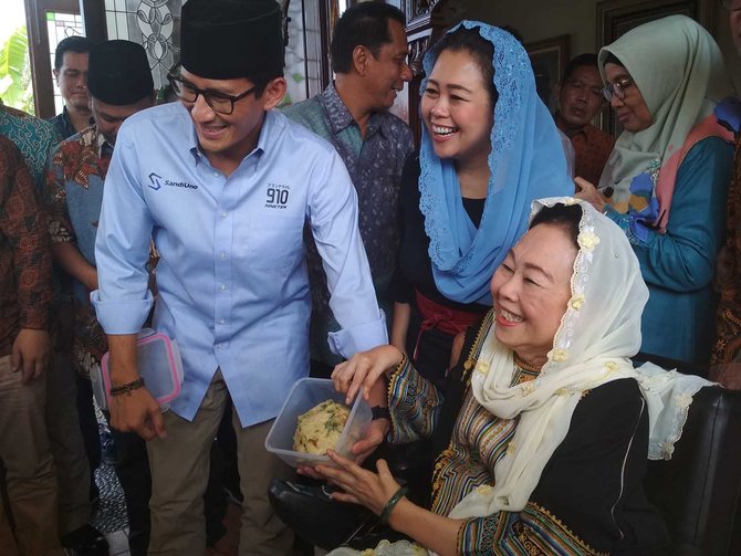 sandiaga dan sinta nuriyah