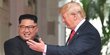 Trump puji Kim Jong-un karena tidak tampilkan rudal nuklir dalam parade militer