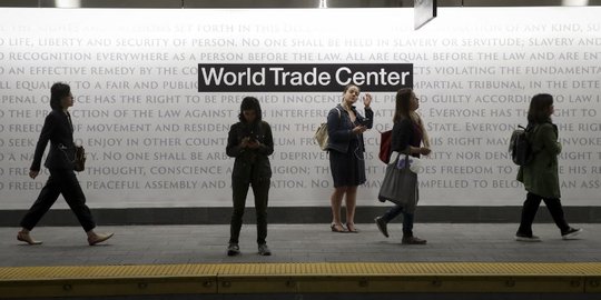 Hancur pascaserangan 9/11, stasiun kereta bawah tanah New York kembali dibuka