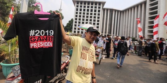 Timses Jokowi nilai tagar 2019 ganti presiden buat masyarakat terbelah