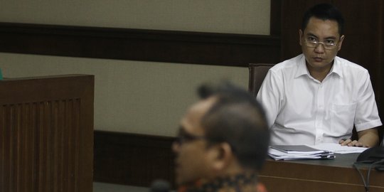 Jalani sidang lanjutan, Fayakhun Andriadi dengarkan saksi dari JPU