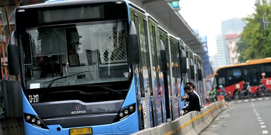 Perubahan wajah bus TransJakarta, beda banget dengan dulu