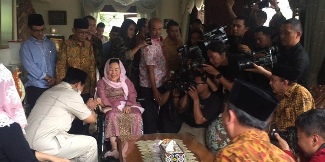 Ditemani Maher Algadri dan Fuad Bawazier, Prabowo silaturahmi ke istri