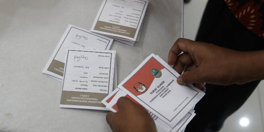 DPR minta KPU petakan daerah rawan data pemilih ganda