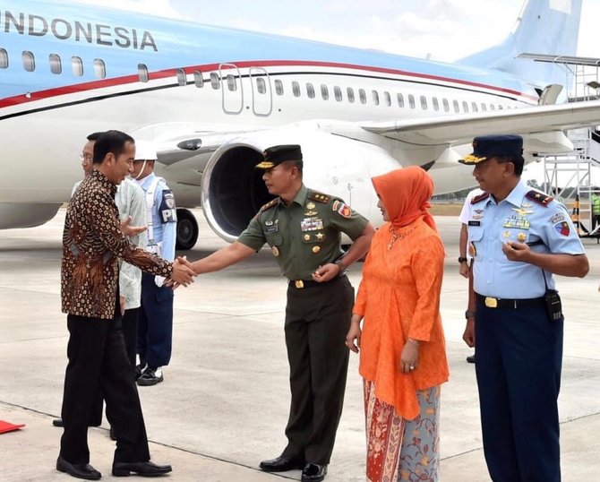 jokowi menghadiri temu nasional perempuan di yogyakarta