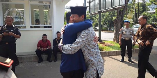 Kisah persahabatan Sandiaga Uno dengan Ridwan Kamil dan Erick Thohir