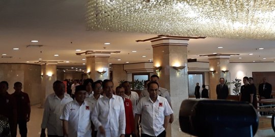 Jokowi: Projo bukan relawan kardus, punya militansi tinggi