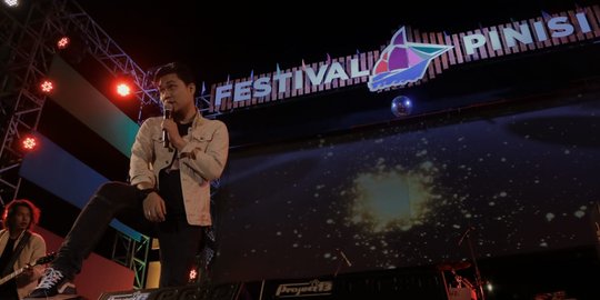 Armada tutup Festival Pinisi 2018 dengan romantis
