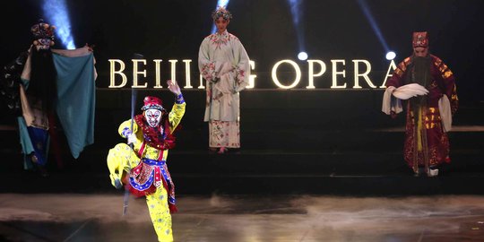 Serunya pentas Beijing Opera yang tampilkan budaya Tiongkok dan Indonesia