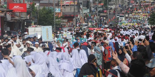 Pawai sambut MTQ ke-9 tingkat Kota Tangerang Selatan