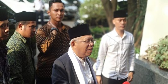 Ke kantor tim kampanye nasional, Ma'ruf Amin mengaku diminta hadir