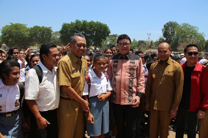 mendagri tjahjo kumolo saat berkunjung ke ntt