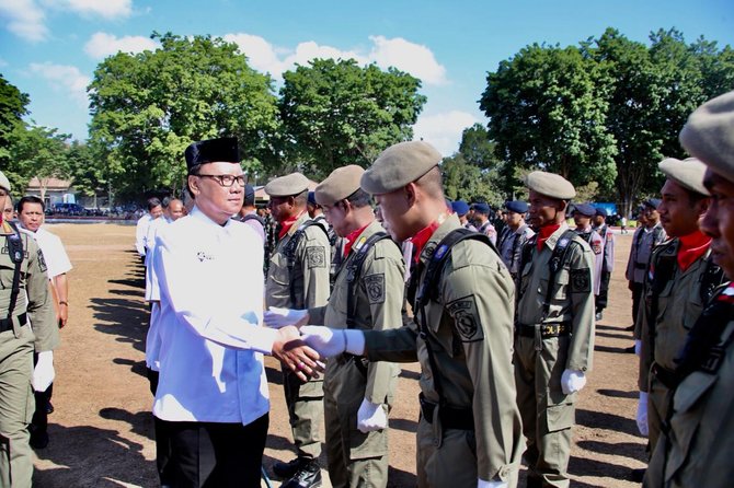 mengadri tjahjo kumolo kunjangan kerja ke atambua