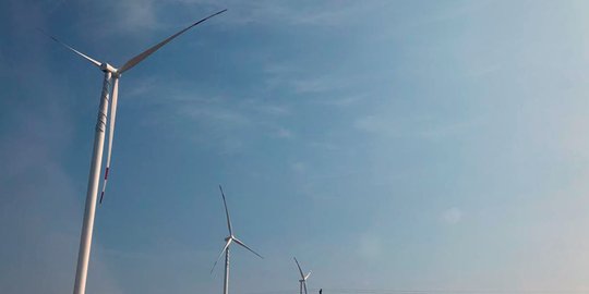 Melihat PLTB Tolo 1 yang segera diresmikan