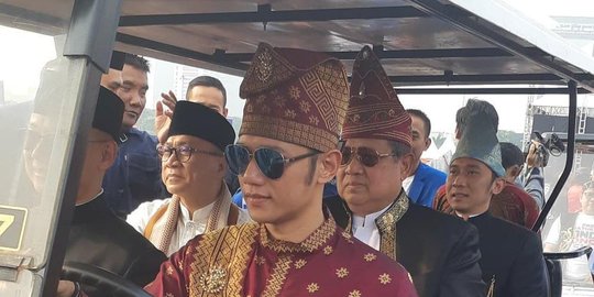 kampanye damai di monas rev1