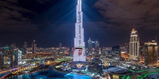 Menariknya berkunjung ke gedung tertinggi di dunia, Burj Khalifa