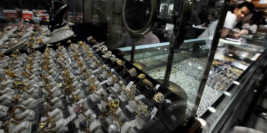 Harga emas dibuka menguat Rp 3.000 hari ini menjadi Rp 661.000 per gram