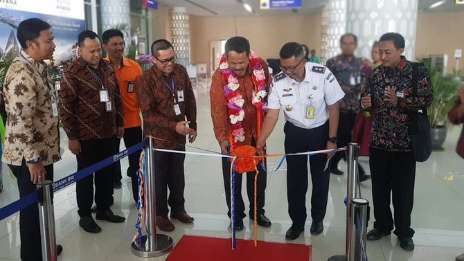 bri buka gerai money changer di bandara komodo labuan bajo