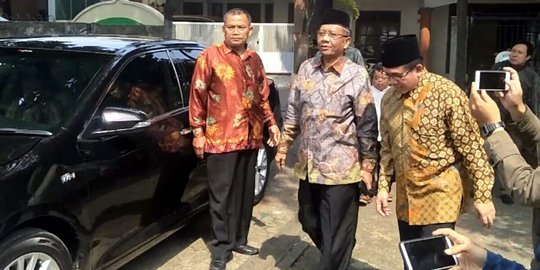 Ma'ruf Amin akan bertemu keluarga Gus Dur, Mahfud MD juga hadir