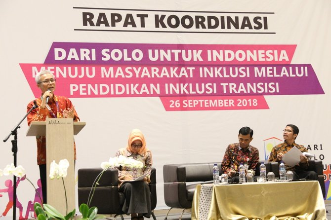 rapat koordinasi dari solo untuk indonesia menuju masyarakat inklusi melalui pendidikan inklusi transisi