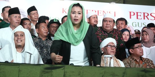 Yenny Wahid dukung Jokowi, Fadli Zon sebut suatu hal yang biasa