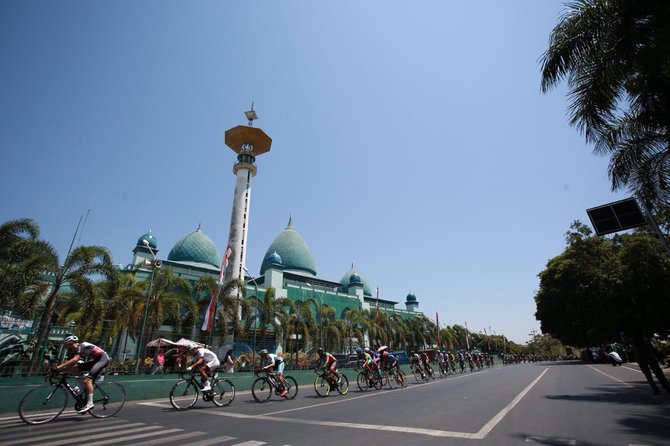 sepeda international tour de banyuwangi ijen