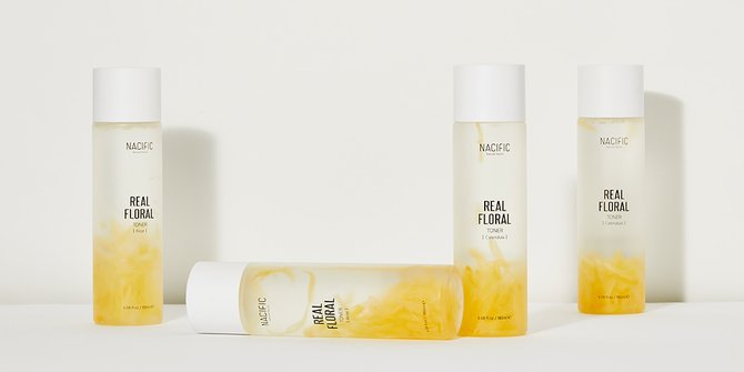 6 Jenis Floral Toner Untuk Kulit Wajah Ekstra Lembap