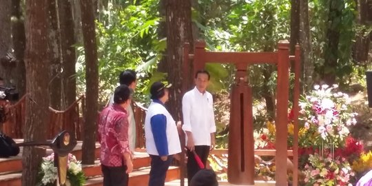 Jokowi minta pengusaha gandeng masyarakat kembangkan perekonomian hutan