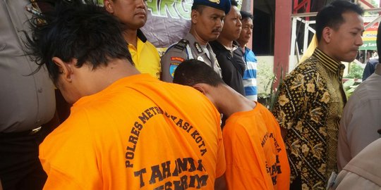 Bacok dan sekap korban, perampok toko HP di Bekasi usai dikepung polisi