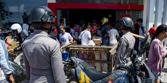 Mendagri minta Pemda beli barang di toko untuk dibagikan ke korban gempa