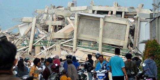 Korban gempa di Palu butuh suplai makanan, air dan obat