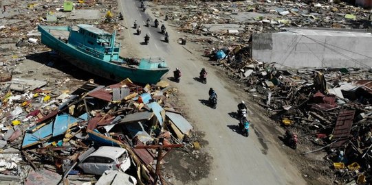 Pandangan udara Palu usai dihantam gempa dan tsunami