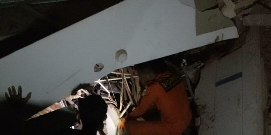 setelah tertimpa puing bangunan rev1