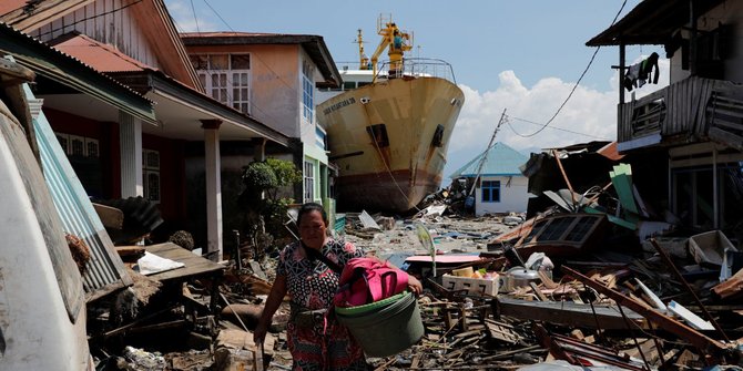 Cerita keluarga asal Depok selamat dari gempa dan tsunami di Palu