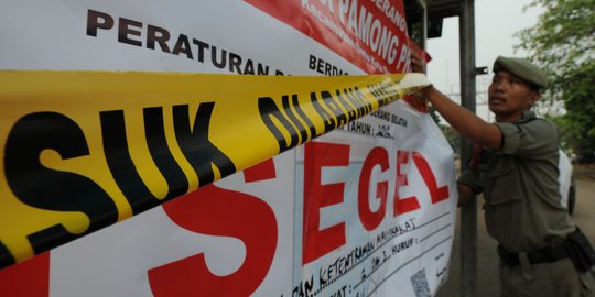 Tak berizin, lahan parkir di Tangerang Selatan disegel