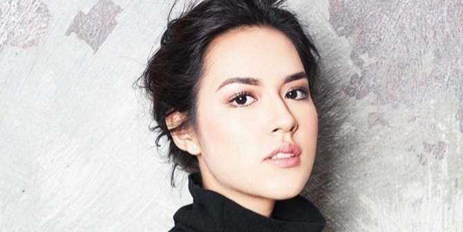 Semringah Sutopo disapa penyanyi Raisa lewat video call