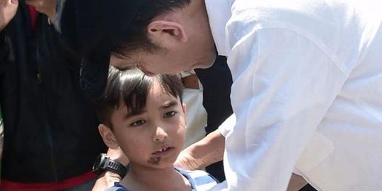 Kalimat-kalimat menyentuh Izrael, bocah yang ingin ikut Jokowi