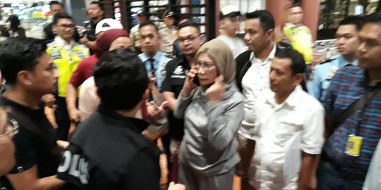 Ratna Sarumpaet gagal ke Cile, berakhir di Polda Metro