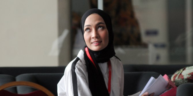 Kasus gubernur Aceh, KPK kembali periksa model Fenny Steffy Burase