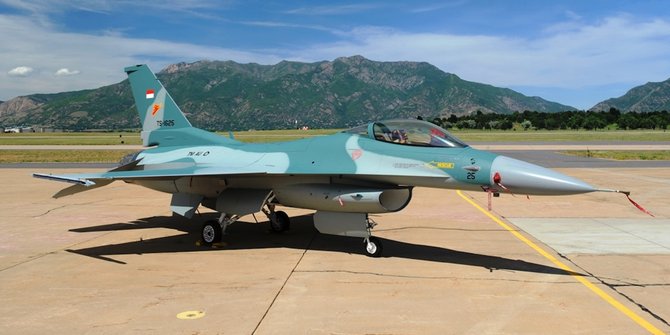 Dua pesawat tempur asing masuk wilayah Natuna, TNI AU kerahkan F16