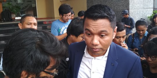 Pertimbangkan usia, kuasa hukum siap ajukan penangguhan penahanan Ratna