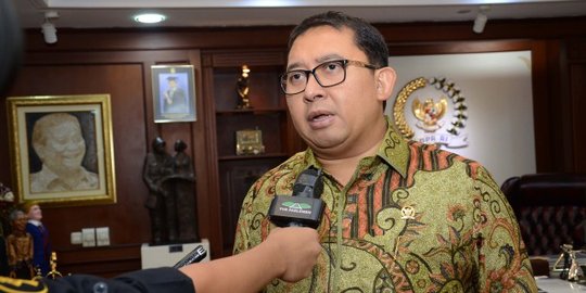 Kronologi tersebarnya cerita bohong penganiayaan Ratna Sarumpaet versi Fadli Zon