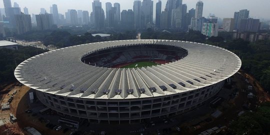 Pengunjung pembukaan Asian Para Games hanya bisa lewat pintu ini saat masuk GBK