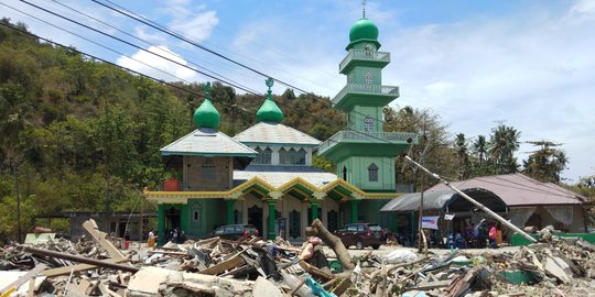 Kisah Masjid Babul Jannah di tepi pantai Donggala tetap kokoh diterjang tsunami