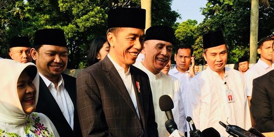 Kunker ke Sumut, Presiden Jokowi terima gelar adat dari Kesultanan Deli