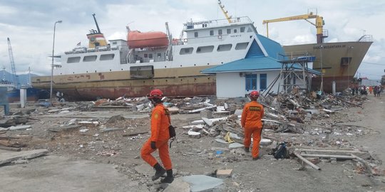 udah 8.110 warga mengungsi keluar Palu dan Donggala akibat gempa dan tsunami
