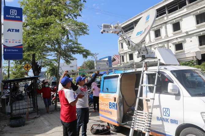 layanan perbankan bri di palu berangsur pulih