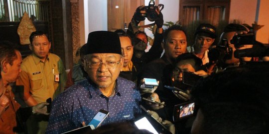 KPK sita dokumen pengaduan korupsi & tagihan dana kampanye dari ruangan Bupati Malang