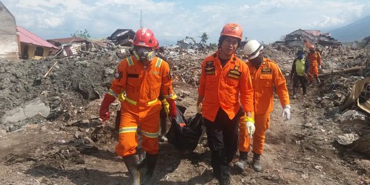 Basarnas kerahkan 5 ekskavator, 14 jenazah dievakuasi dari Balaroa Palu