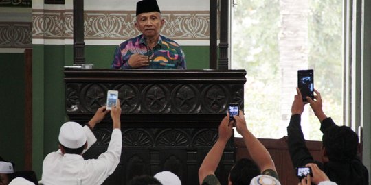Tiba di Mapolda Metro Jaya, Amien Rais didampingi putri dan kuasa hukum